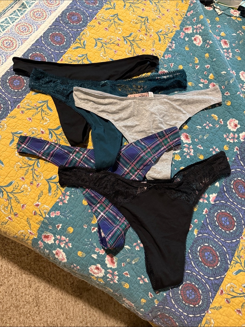 Set of 5 Assorted Victoria's Secret Women's Thong Panty Set in Black, Teal, Gray